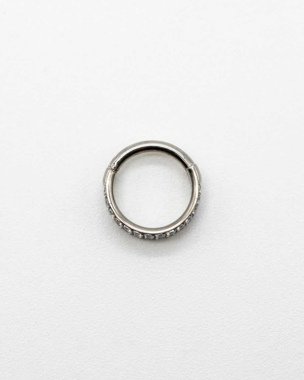 Clustered Crystals Titanium Hinged Ring