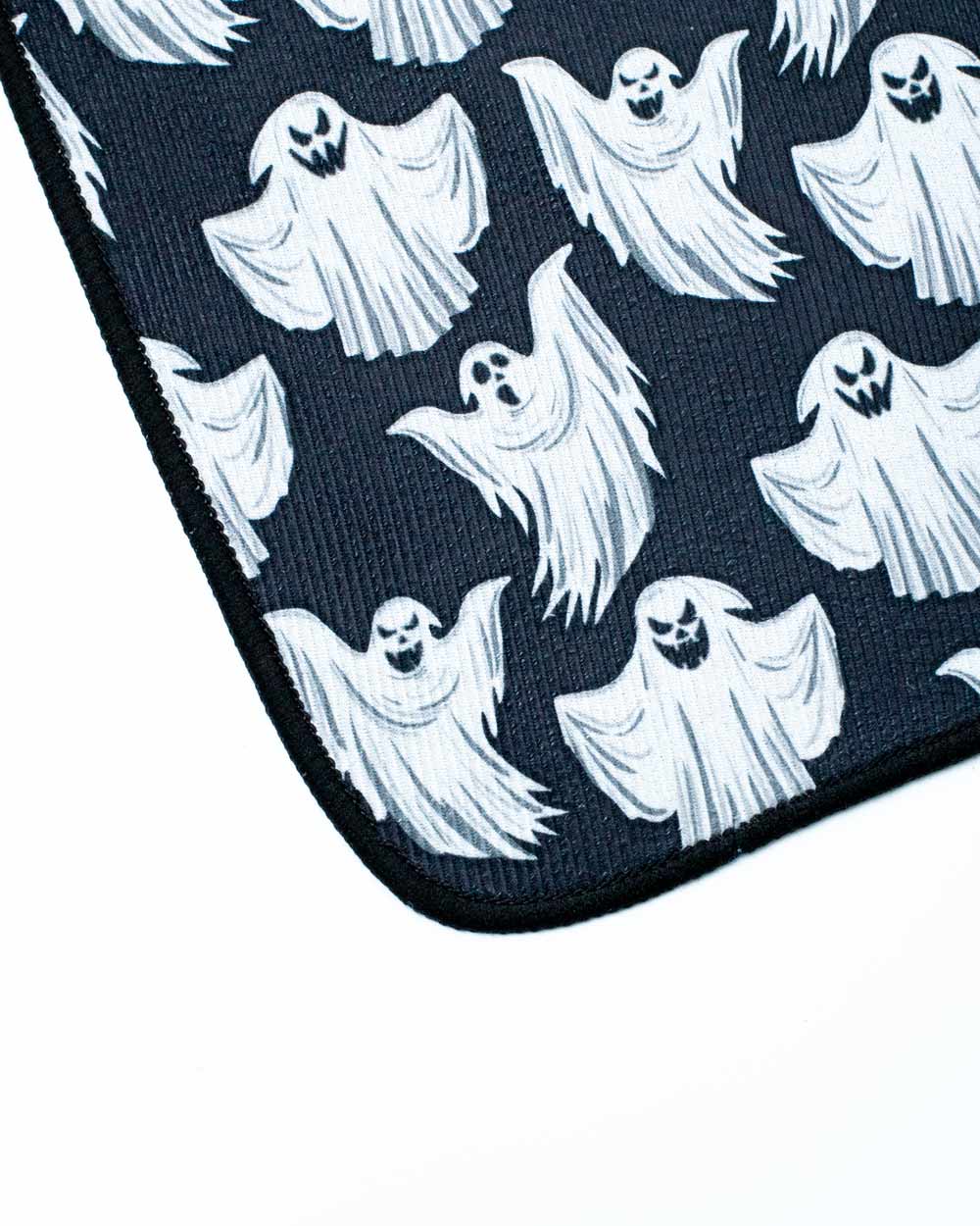 Ghostly Greetings Doormat