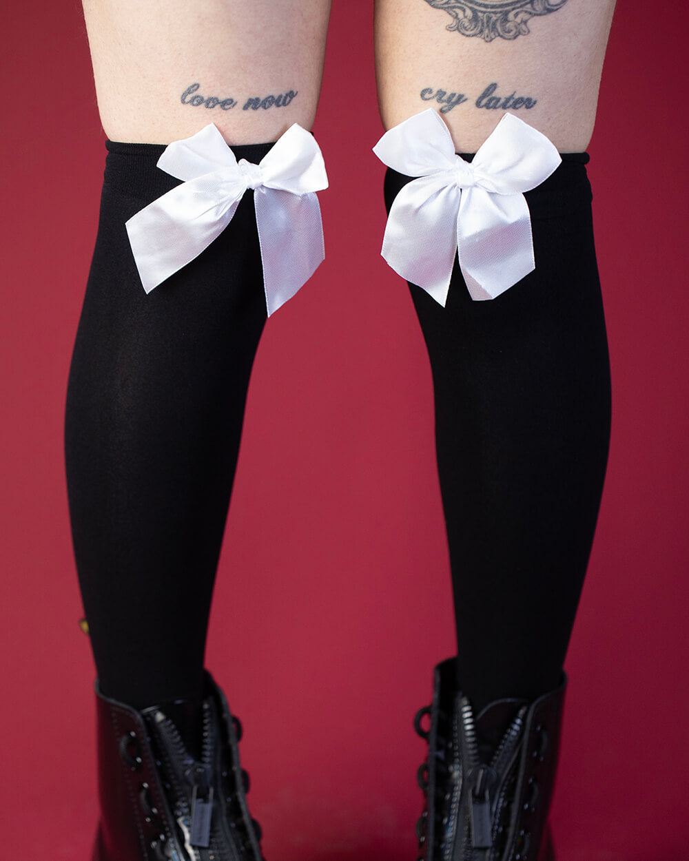 Bow Stockings Over The Knee