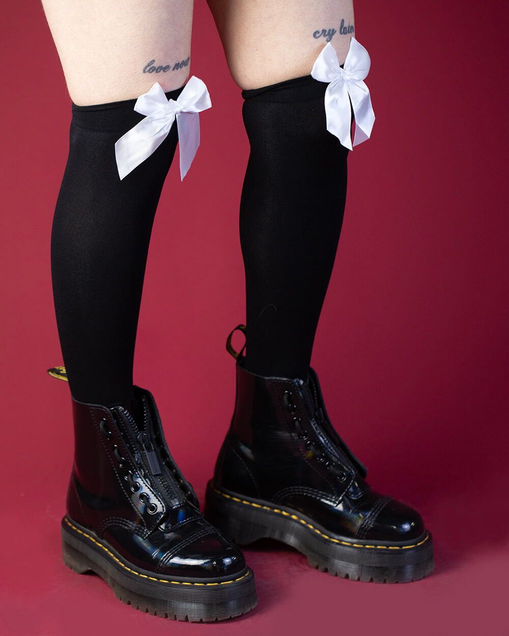 Bow Stockings Over The Knee
