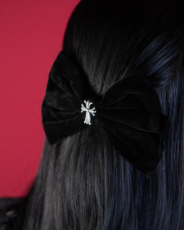 Sweet Vengeance Cross Hair Bow