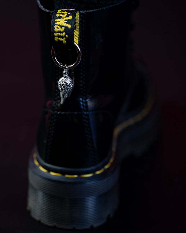 Sweet Vengeance Raven Skull Boot Charm
