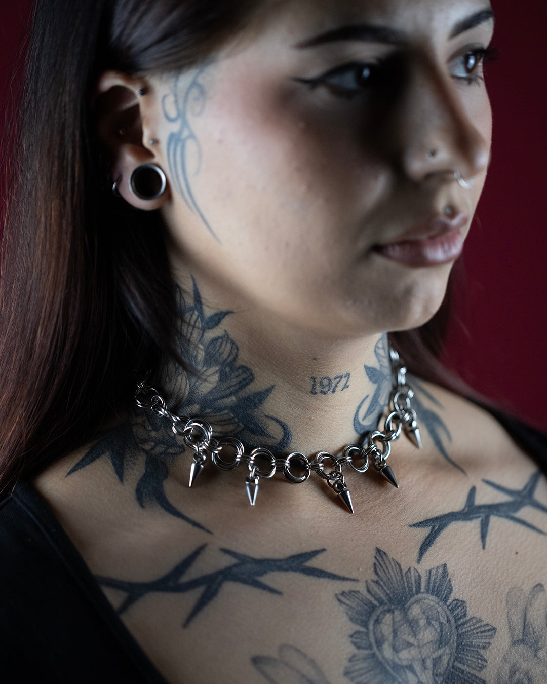 Double Linked Chainmaille Choker with Spikes