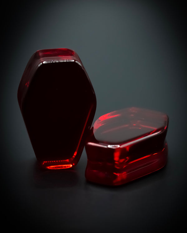 COFFIN GLASS PLUG RED