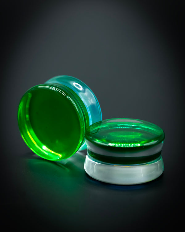 GREEN AURORA BOREALIS FLARED GLASS PLUG