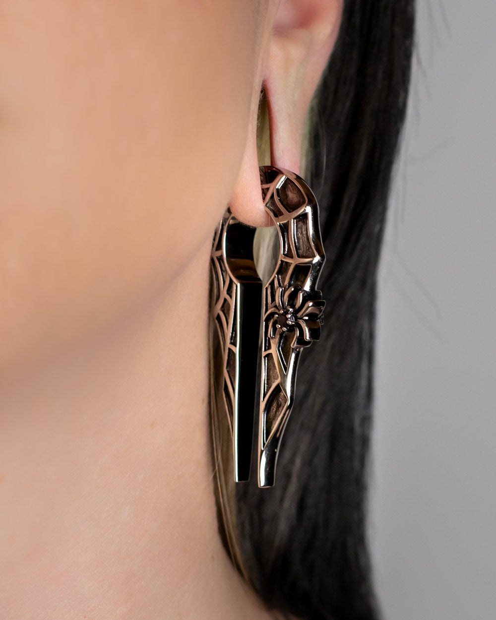 Web Brass Weighted Hanger