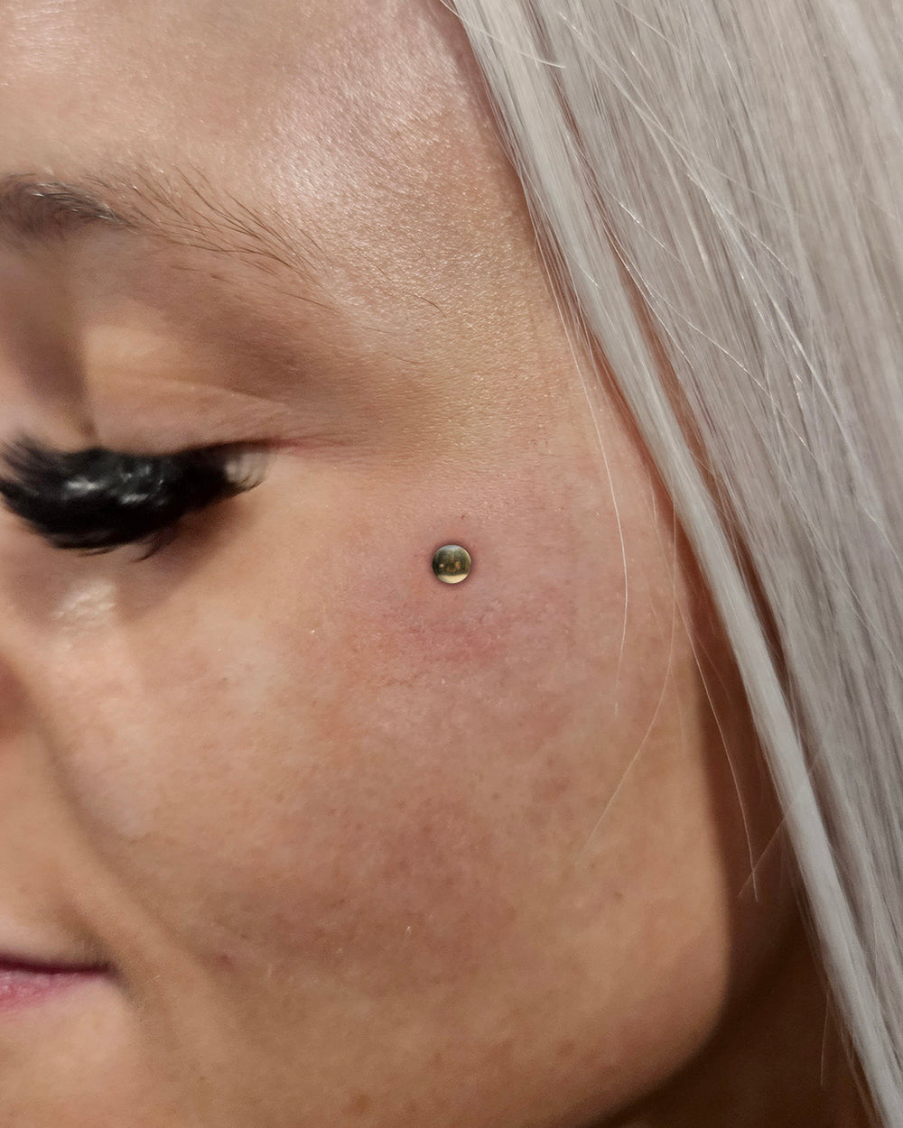 14G Zircon Titanium Disc Dermal Top