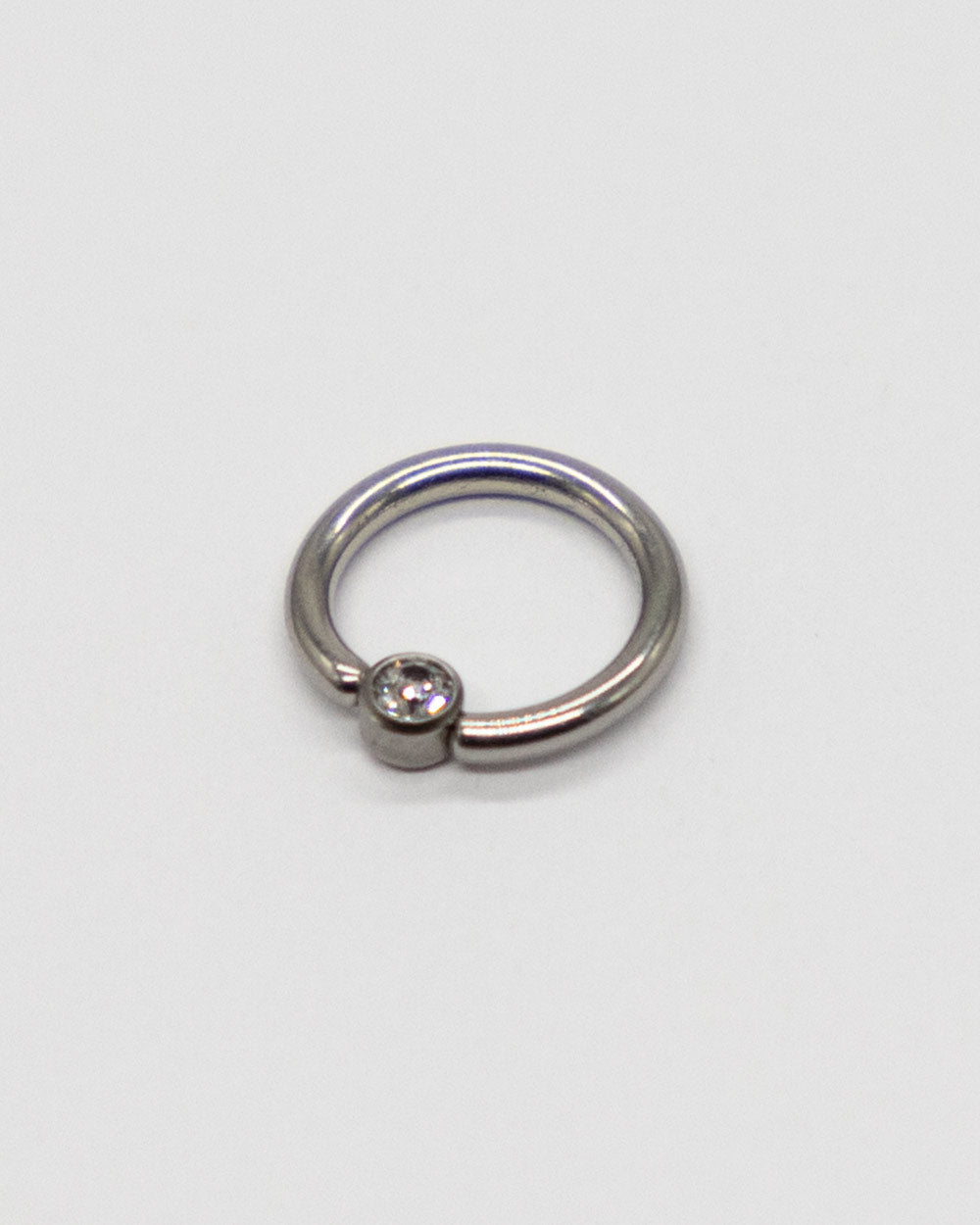 16 Gauge | Titanium Flat Cz Jewelled Ball Captive Ring