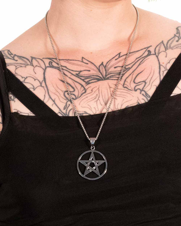 The Summoning Necklace