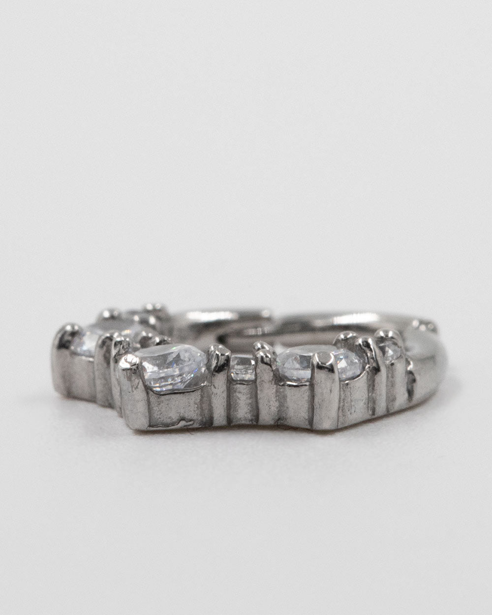 16 Gauge | 8mm 7 Cz Hinged Septum Clicker