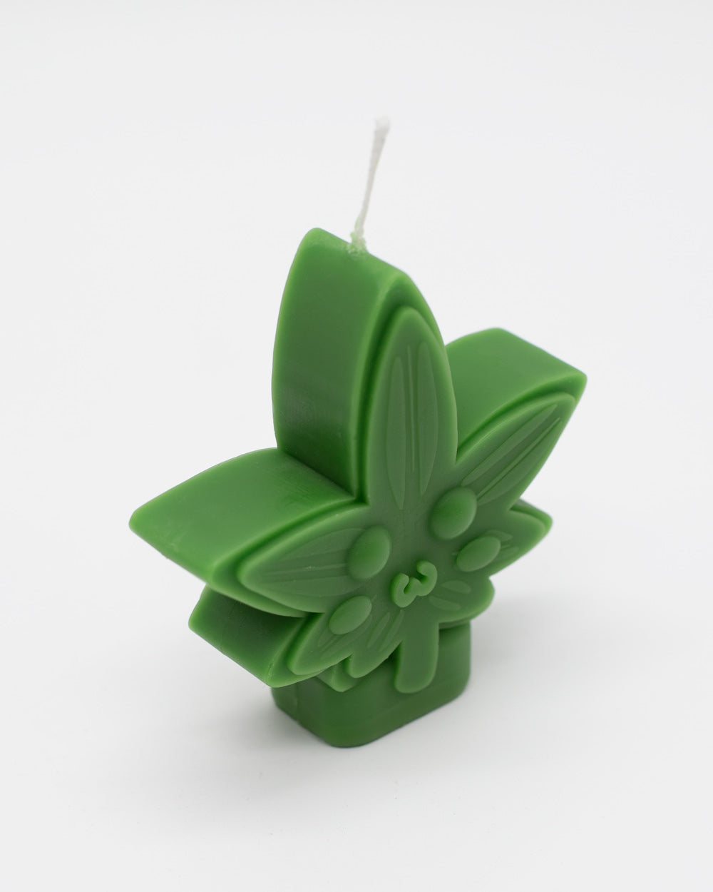 Mr Cute Leaf Candle
