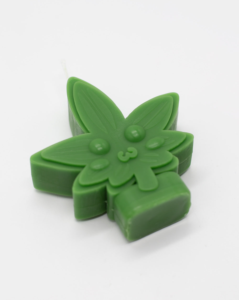 Mr Cute Leaf Candle