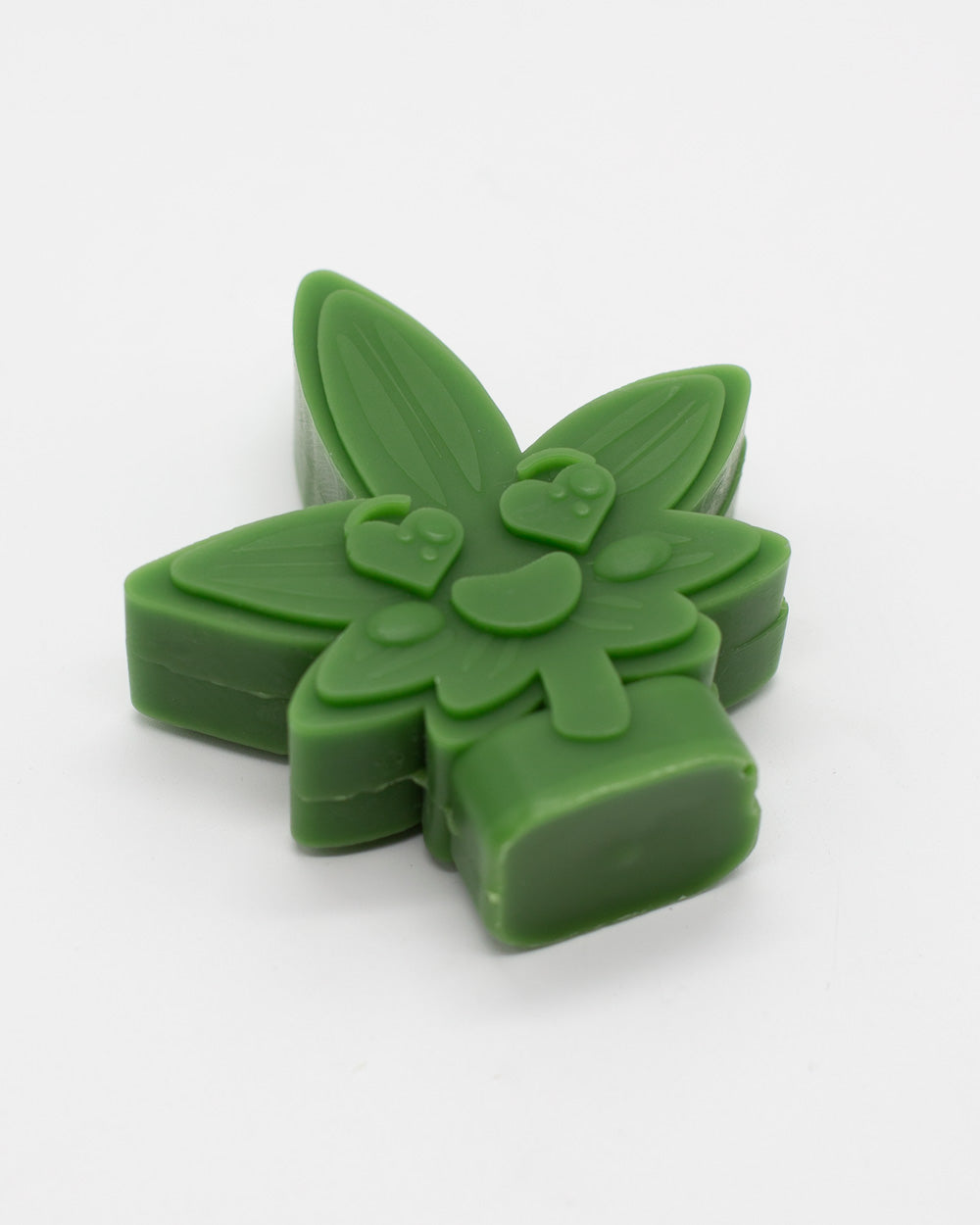 Mrs Cute Leaf Candle