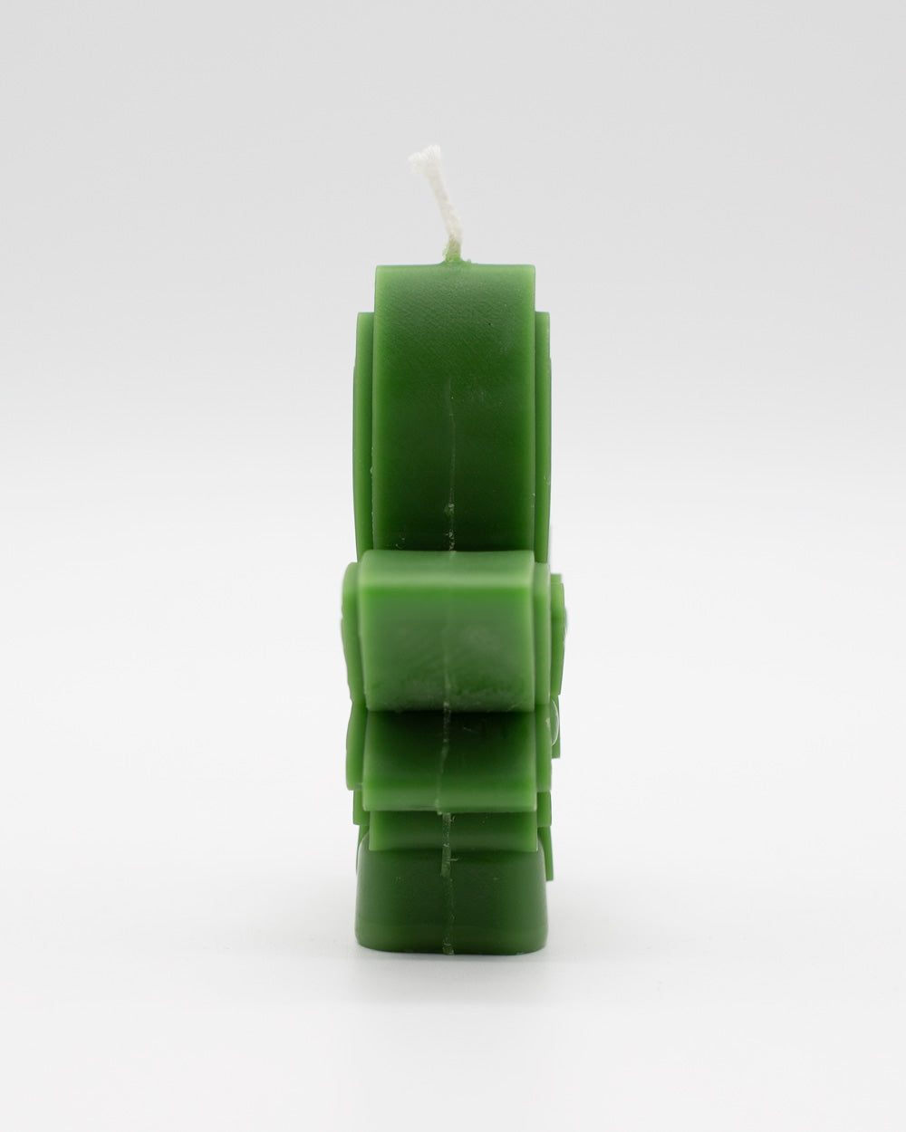 Mrs Cute Leaf Candle